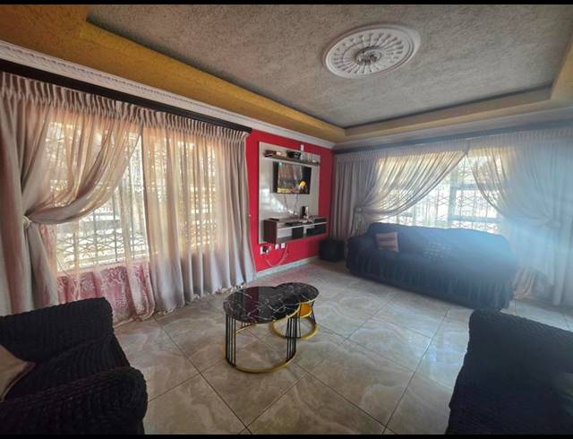 3 BEDROOM HOUSE FOR SALE IN DELMORE PARK